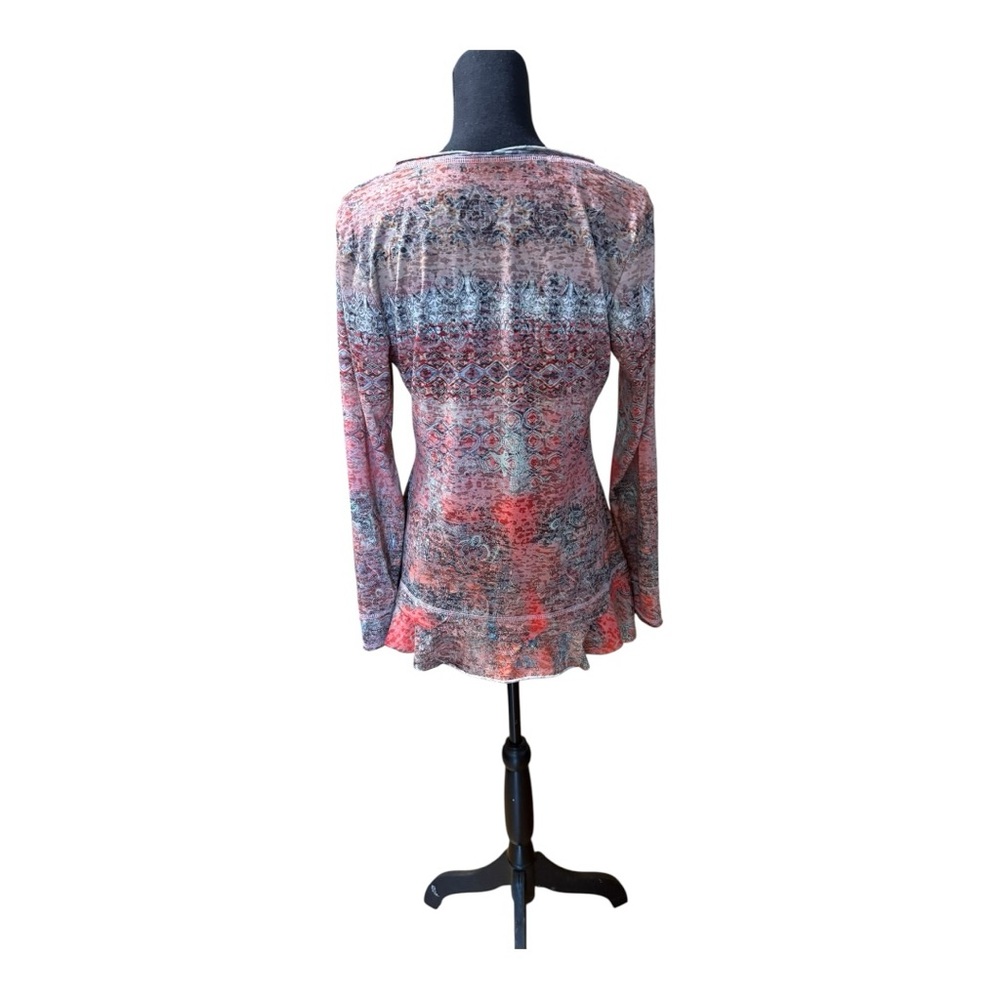 V Cristina long-sleeved top featuring a ruffled hem and embellished details - Picture 5 of 6